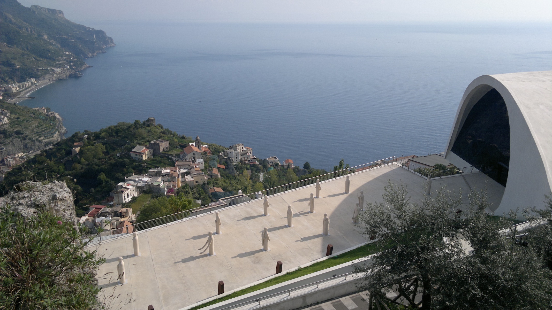 L'Auditorium di Oscar Niemeyer a Ravello- copyright2017.7network